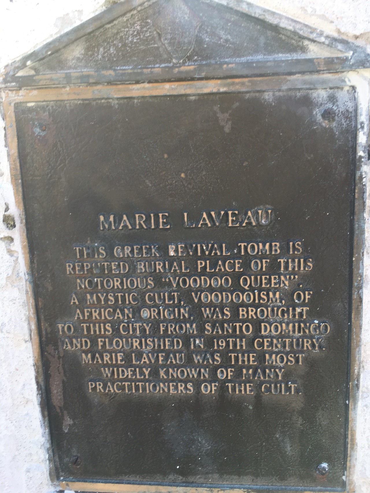 Marie LaVeau's tomb - One of the spooky things to do in New Orleans
