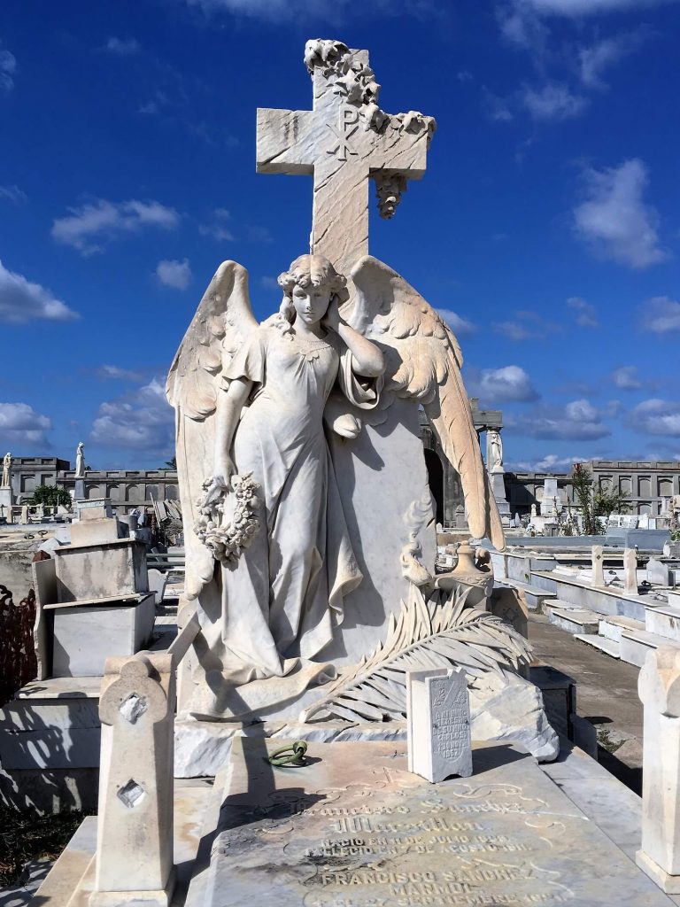 Naughty Angel in La Reina, historical cementery