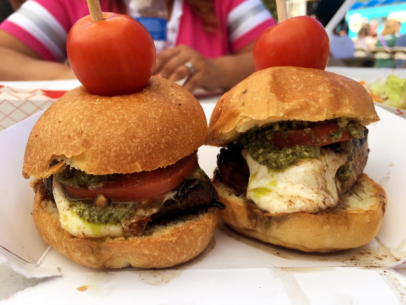 burgers in Dallas, Texas