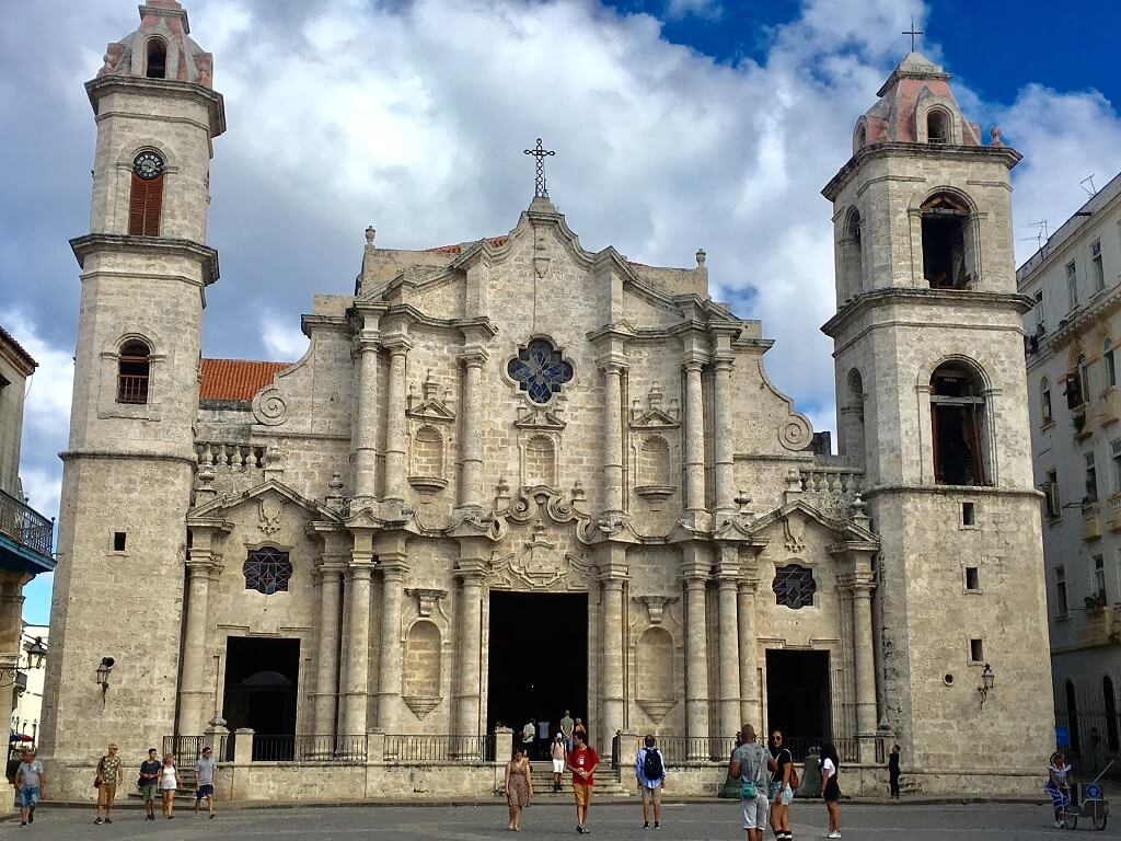Havana's cathedral is a must on a Havana walking tour