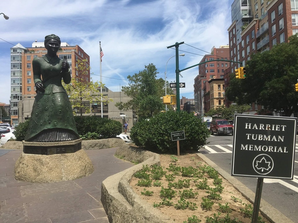 Harriet Tubman memorial in Harlem, things to do in the United States