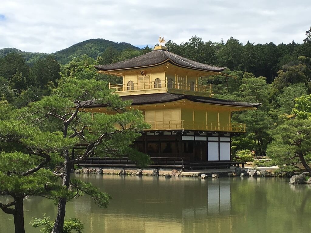 Golden Pavilion day tour in Japan