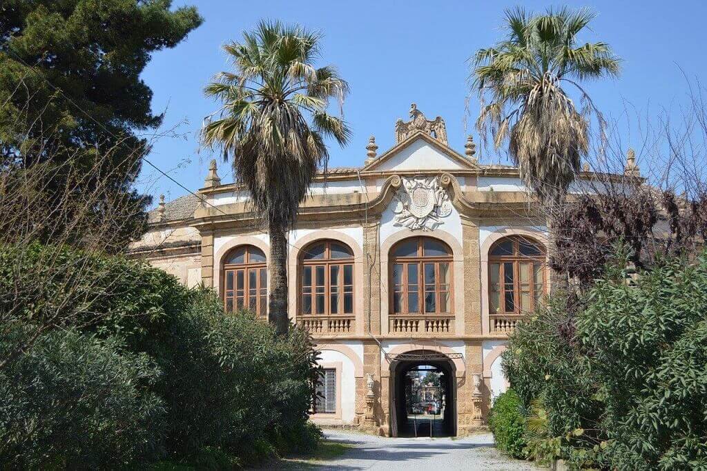 Things to see in Palermo, Palermo mansions