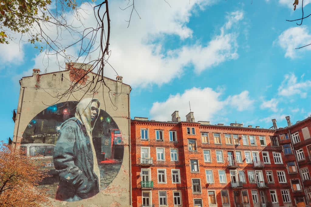 Warsaw street art best day tours