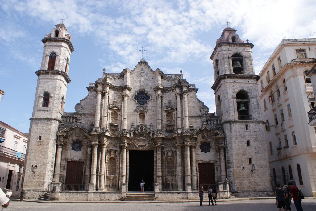 Dona Eutemia Havana restaurant is close to Havana's cathedral