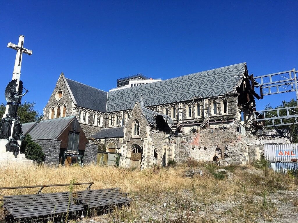 see Christchurch cathedral on your Australia dn New Zealand itinerary