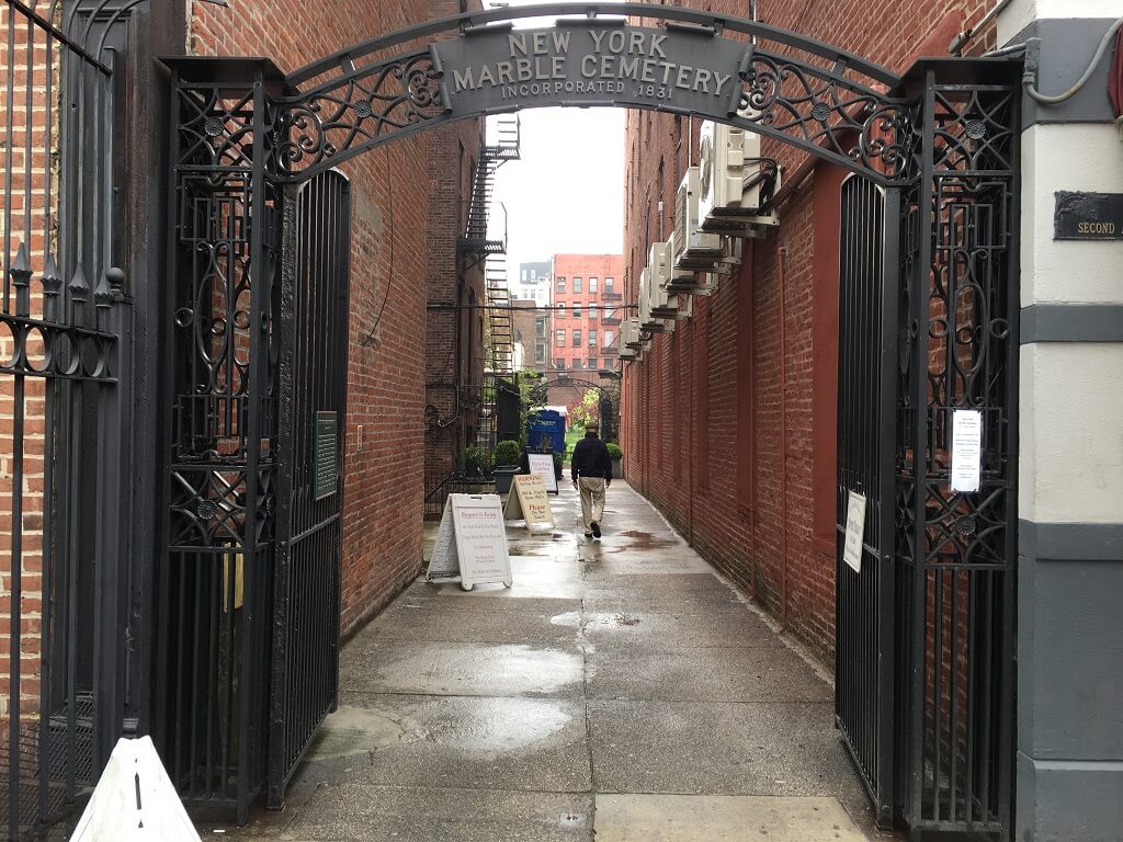 Access to the NY Marble cemetery, one of the most underrated attractions in NYC
