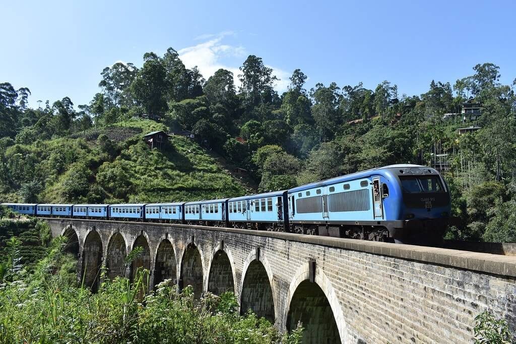 Train from Kandy to Ella