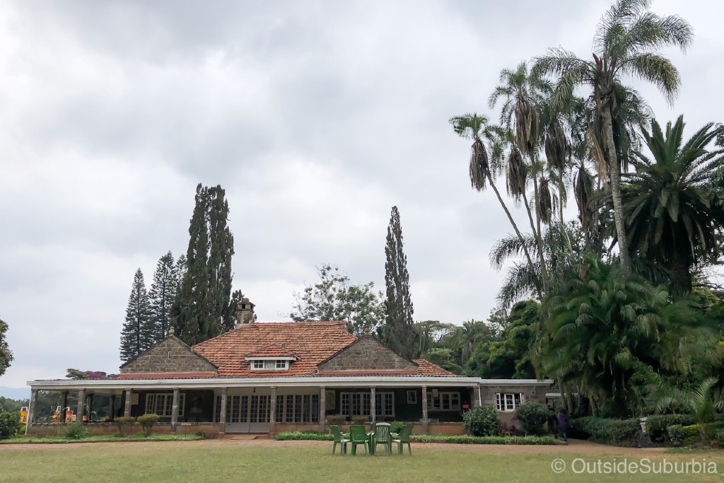 Kenya farm. Books to read before traveling to Africa