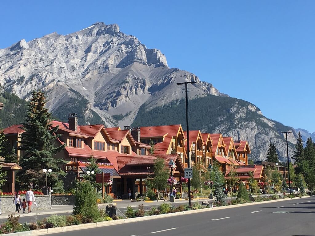 Banff homes with mountain background
