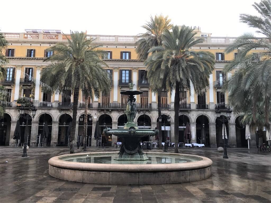 Plaza Real is a must see on your two days in Barlelona itinerary