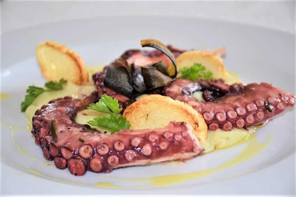 Octopus dish on the way from Sarria to Santiago