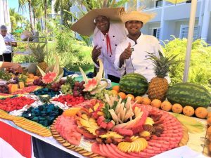 Fruit an waiters in Punta Cana