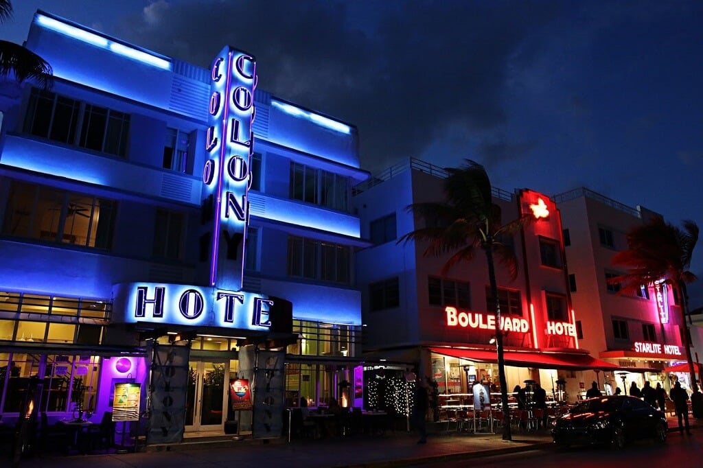 Enjoy Miami's art deco district, one of the best things to do in Miami.