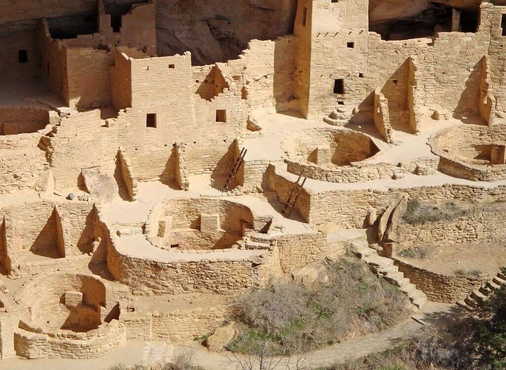 Mesa Verde cliff dwellings in southwest Colorado