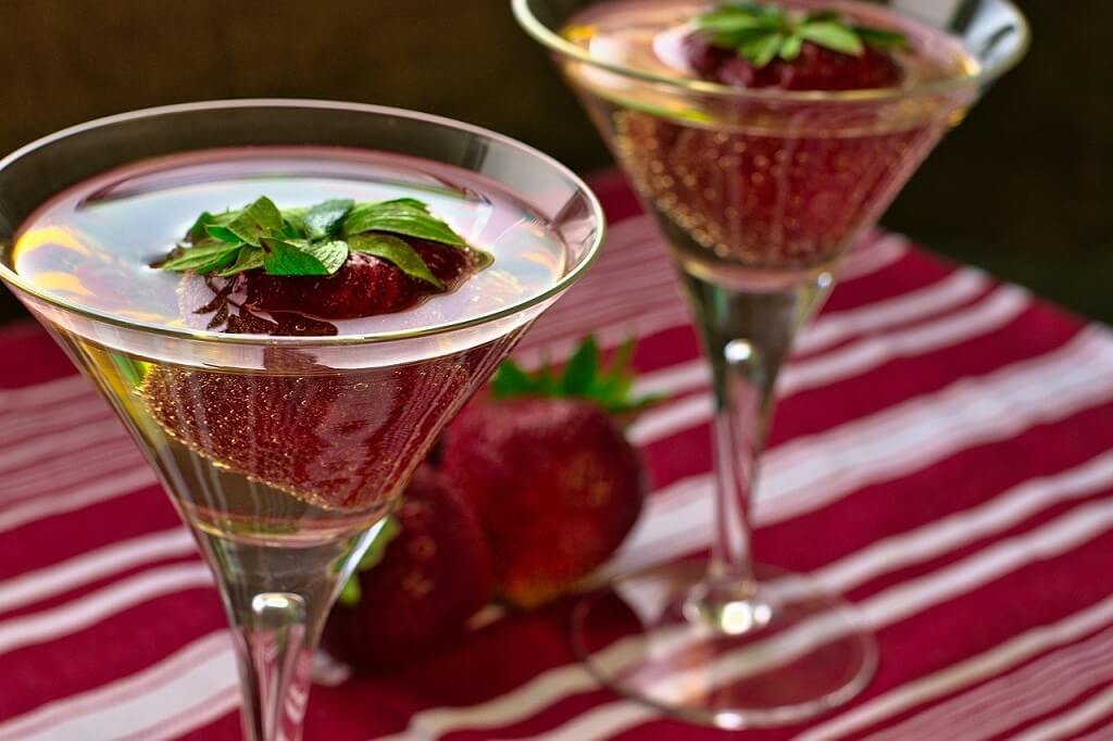 strawberry martinis 