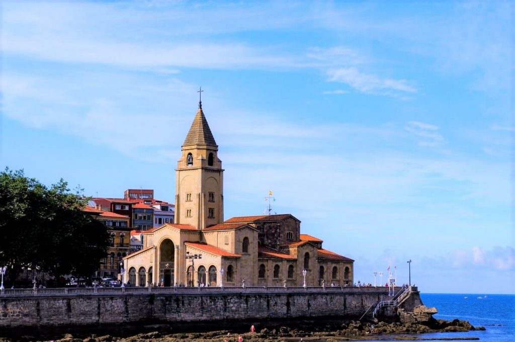 Gijon church facing the ocean.