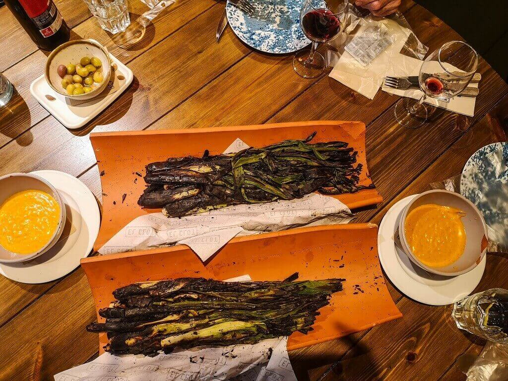 calcots from Catalonia, regional cuisine of Spain