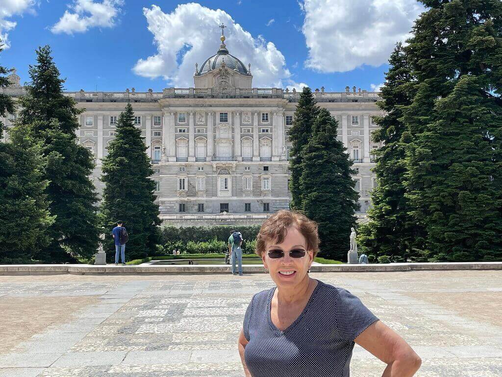 Talek in front of the Royal Palace in Madrid
