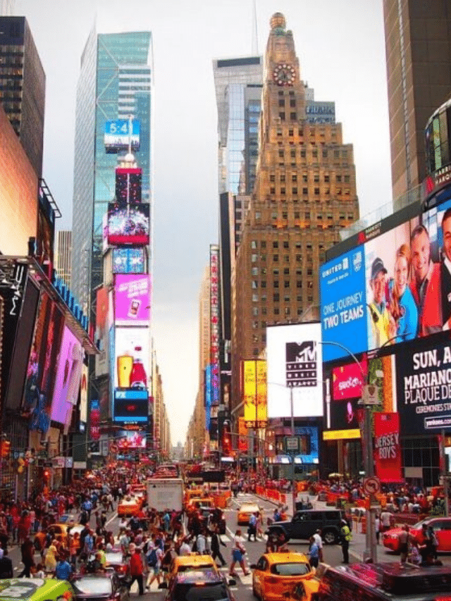 TIMES SQUARE: WHY IT’S NYC’S UNMISSABLE ICON STORY