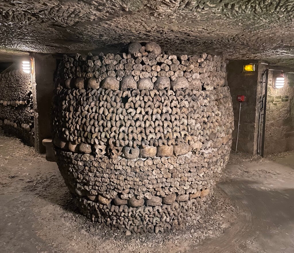 Paris catacoms skulls and bones