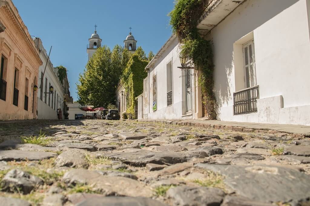 Colonia de Sacramento street