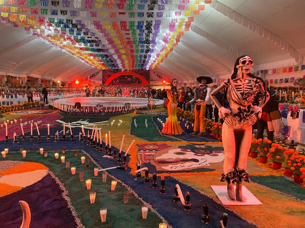 The main altar celebrating Day of the Dead in Mexico City