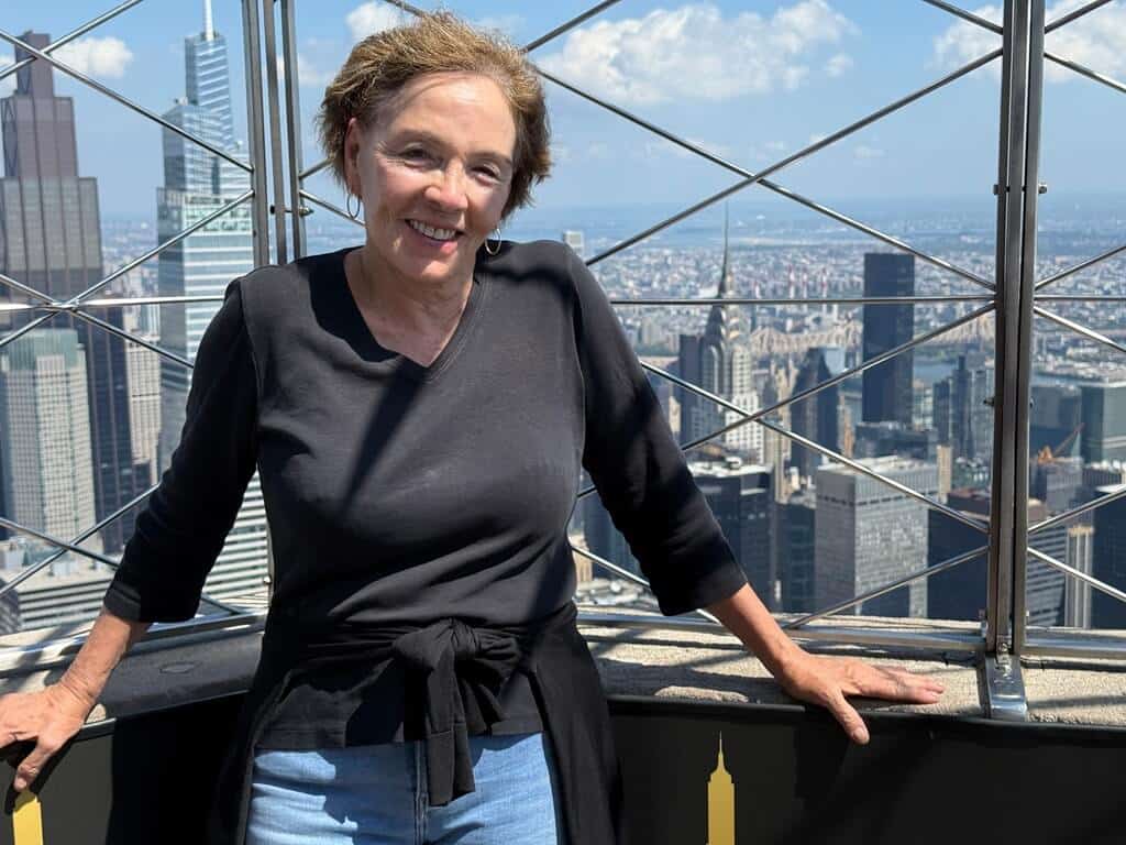 Talek at the observation deck of the Empire State Building
